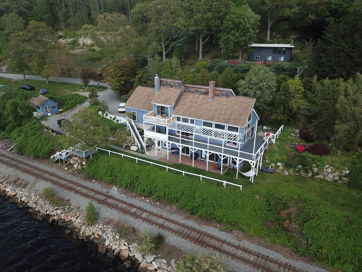 גרוטון Waterfront Home With A View מראה חיצוני תמונה