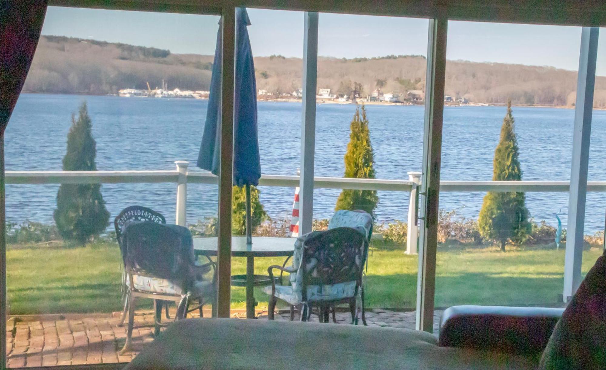 גרוטון Waterfront Home With A View מראה חיצוני תמונה